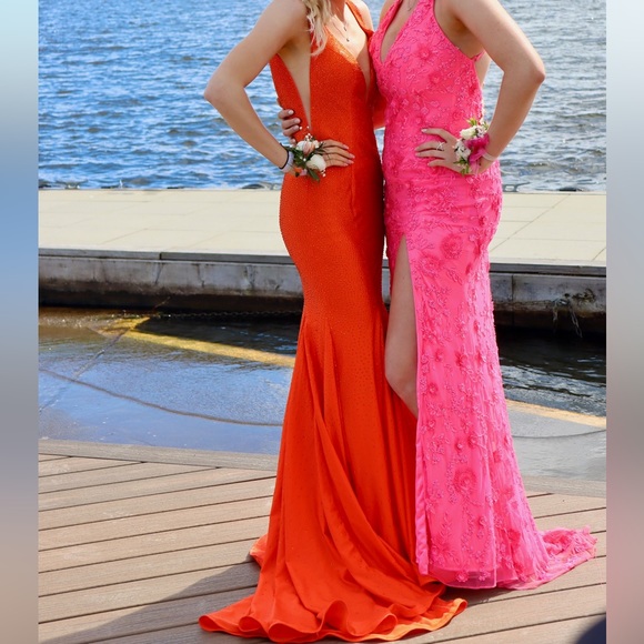 SHERRI HILL HOT ORANGE PROM DRESS - Picture 4 of 6